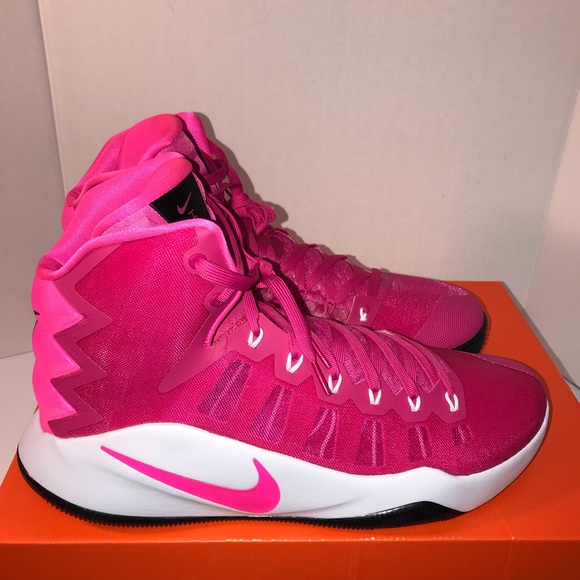breast cancer hyperdunks